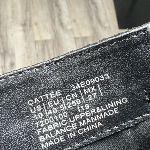 Calvin Klein Black Snake Print Cattee Booties size 10 - Picture 11 of 11